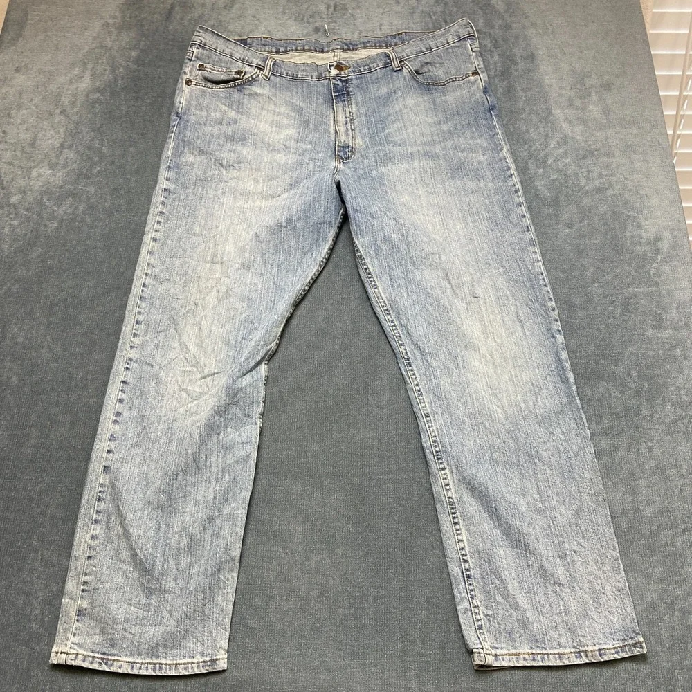 Wrangler Jeans Men 42x30 Blue Denim Low Rise Light Wash Relaxed Fit Straight Leg
